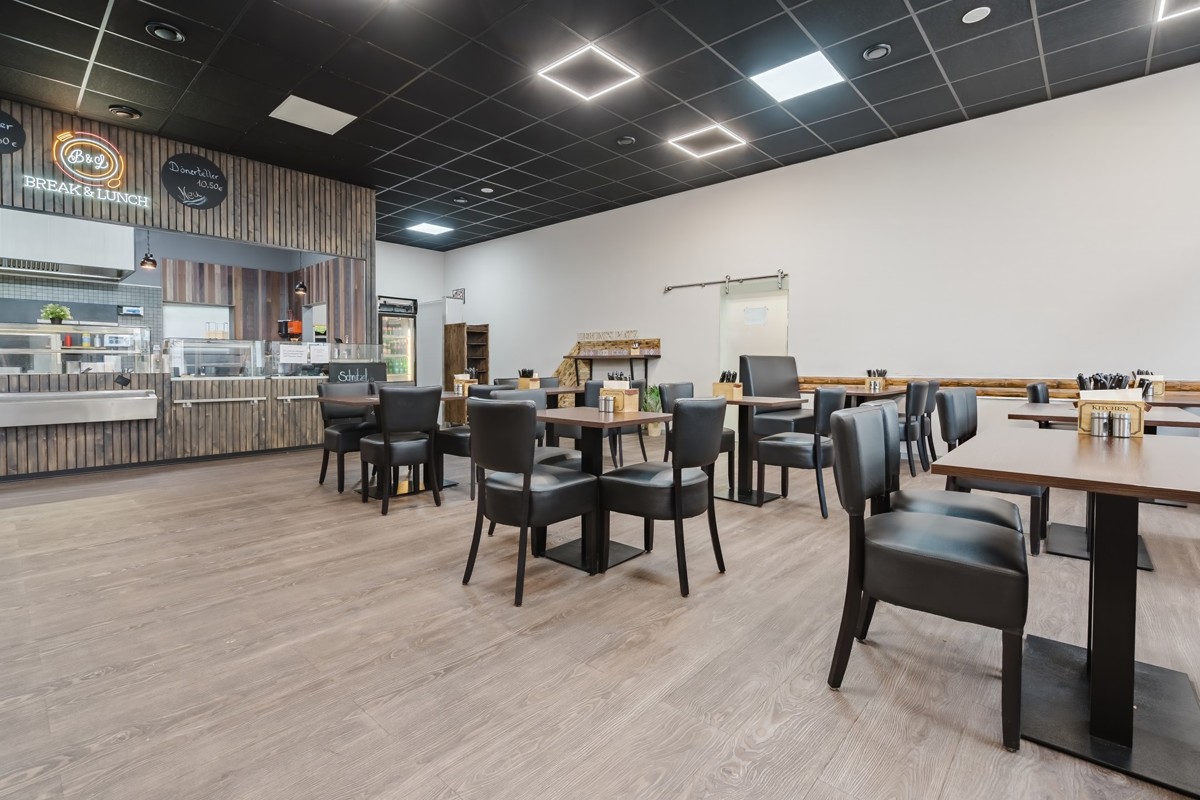 BESUCHERMAGNET: Moderne Gastrofläche im Gewerbegebiet Storrenacker in Hagsfeld sucht neuen Pächter